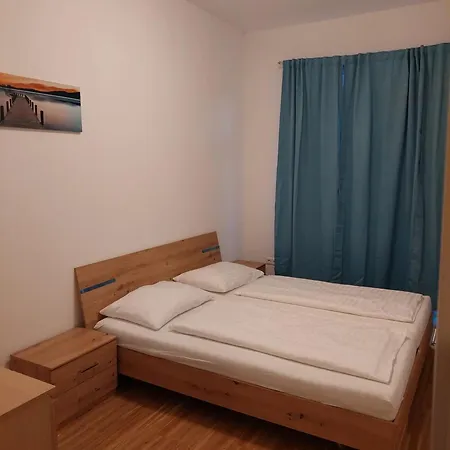 شقة Hofacker